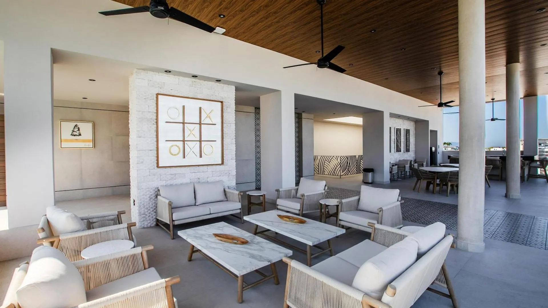 Artful 1Br In Romantic Zone, Pool, Bar And Hot Tub 巴亞爾塔港