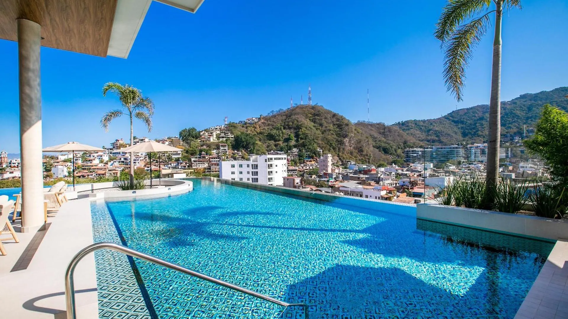 度假居 Artful 1Br In Romantic Zone, Pool, Bar And Hot Tub 巴亞爾塔港 墨西哥